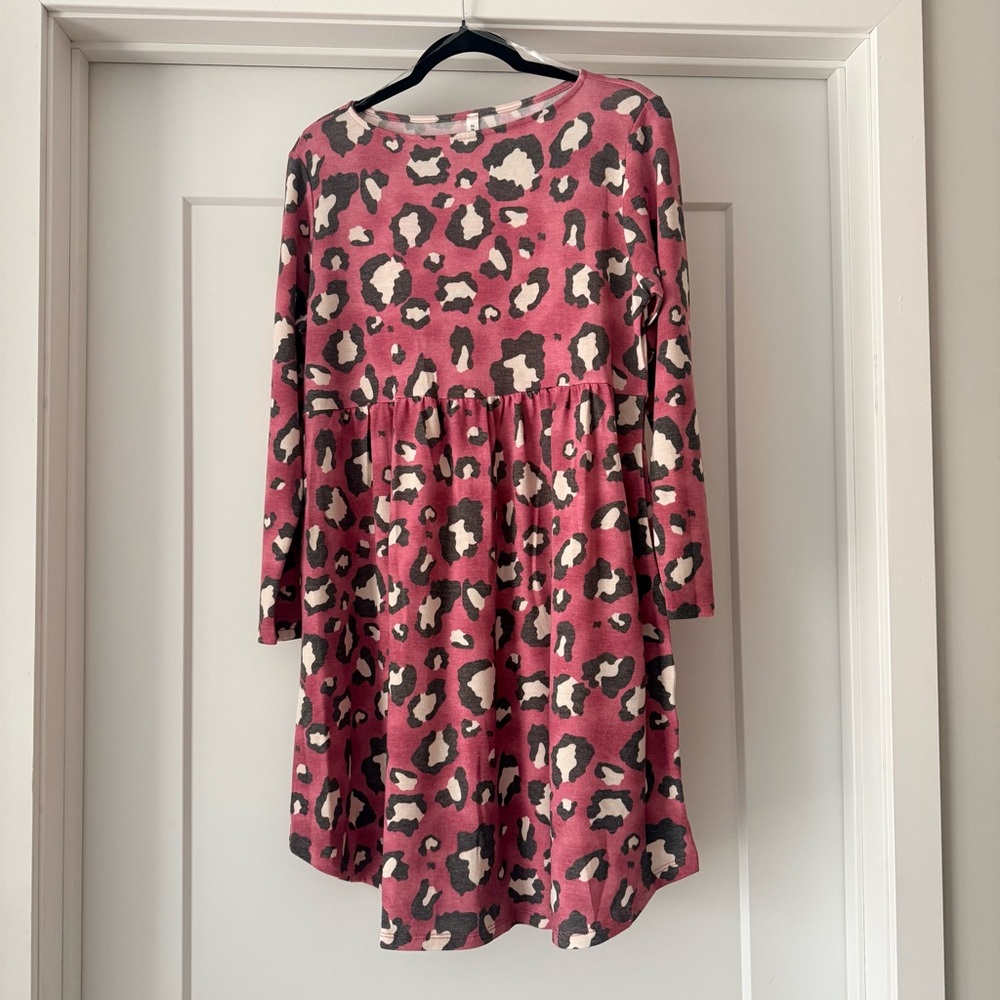 NWOT-Emerald Brand Pink/Merlot/Gray Leopard Long Sleeve Tunic Dress SZ M - Picture 2 of 9